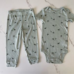 Carters 18 month dinosaur onesie pant set